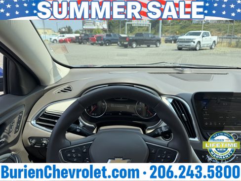 Used 2024 Chevrolet Malibu LT FWD image 12