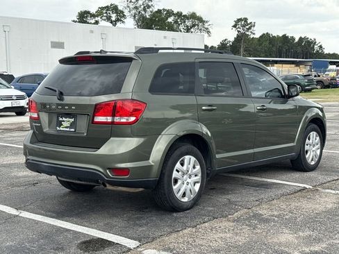 Used 2019 Dodge Journey SE w/ Premium Group FWD image 5