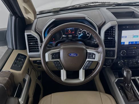 Used 2020 Ford F150 Lariat image 18