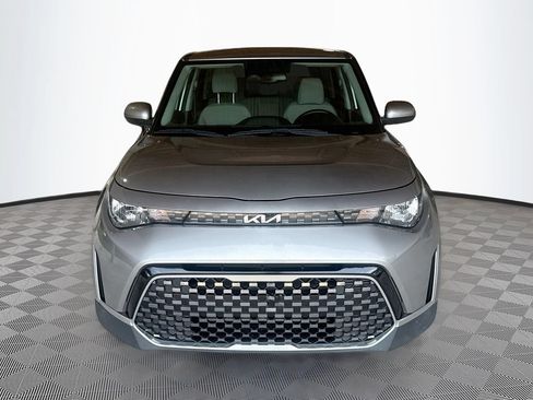 Used 2023 Kia Soul EX FWD image 2