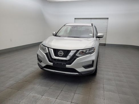 Used 2020 Nissan Rogue S FWD image 15
