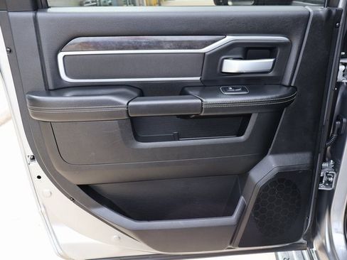 Used 2024 RAM 2500 Big Horn image 19