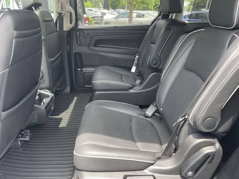 Used 2025 Honda Odyssey Elite image 11