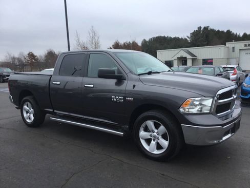 Used 2016 RAM 1500 Classic SLT w/ SLT Plus D←cor Group image 8