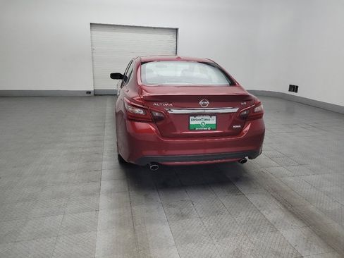 Used 2018 Nissan Altima 2.5 SR w/ SR Special Edition image 6