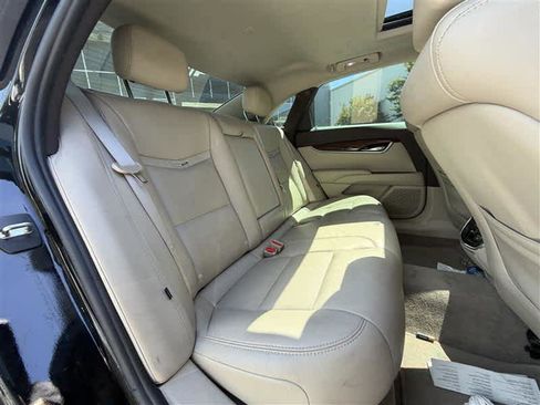 Used 2013 Cadillac XTS Luxury w/ Driver Awareness Package FWD image 8
