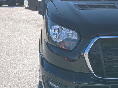 Used 2024 Ford Transit 350 XLT image 8