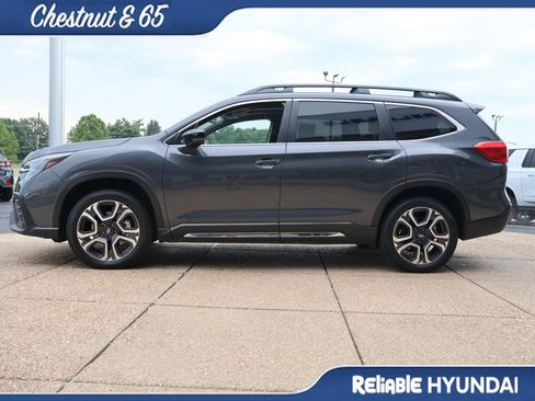 Used 2025 Subaru Ascent Limited w/ Popular Package #2 AWD/4WD image 3