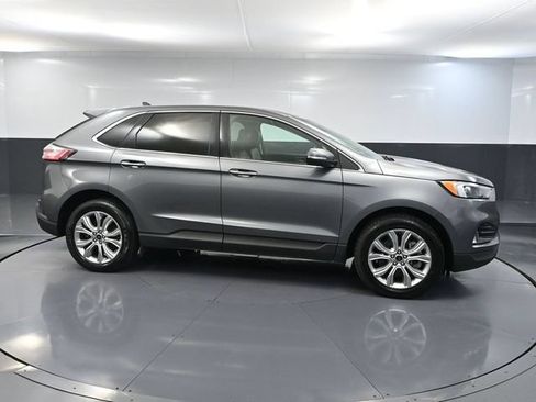 Used 2024 Ford Edge Titanium AWD/4WD image 4