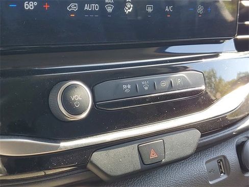 Used 2024 Ford Transit 350 XLT image 24