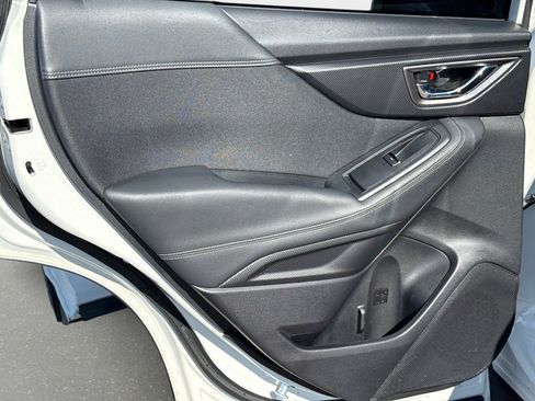 Used 2023 Subaru Forester Premium image 13