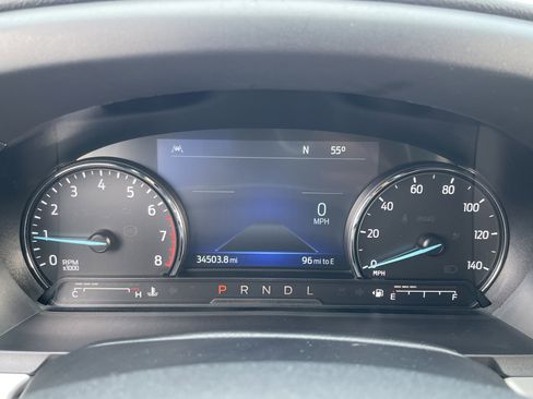 Used 2022 Ford Explorer XLT w/ Equipment Group 202A image 18