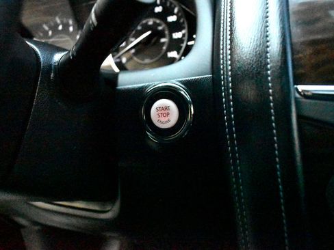 Used 2019 Nissan Armada Platinum w/ Cargo Package image 45