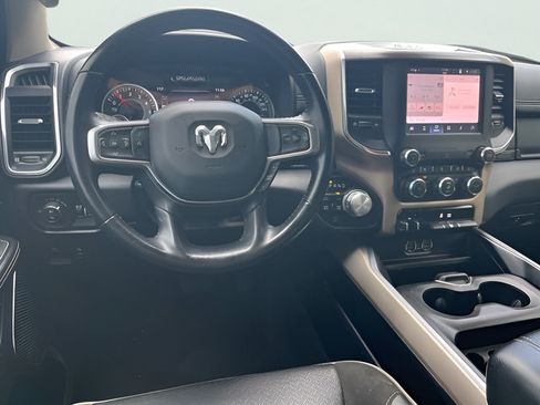 Used 2022 RAM 1500 Laramie AWD/4WD image 15