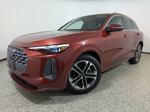 New 2025 Audi Q5 Prestige image 18