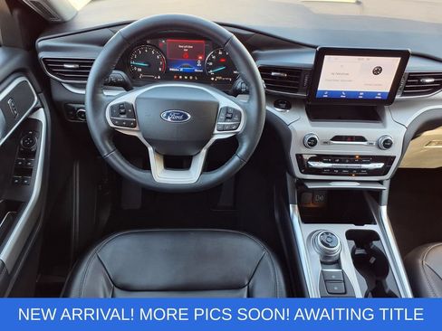 Certified 2023 Ford Explorer XLT w/ Equipment Group 202A AWD/4WD image 6