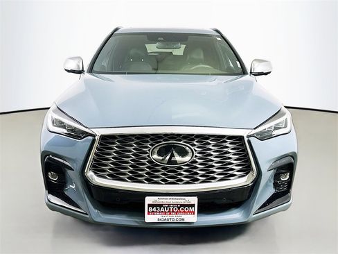 Used 2023 INFINITI QX55 Essential w/ Accent Package image 2