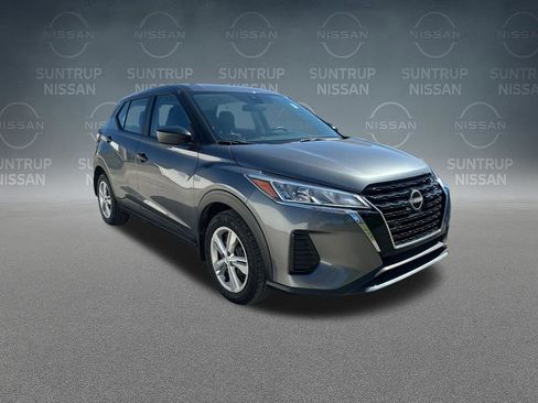 Used 2023 Nissan Kicks S FWD image 45