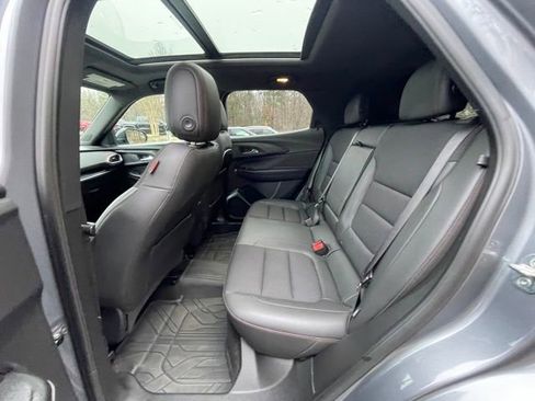 Used 2021 Chevrolet TrailBlazer RS w/ Sun and Liftgate Package image 20