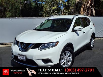 Used 2016 Nissan Rogue SV w/ SV Premium Package