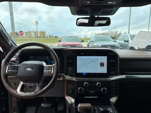 Used 2025 Ford F150 King Ranch w/ FX4 Off-Road Package image 27