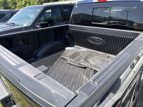 Used 2024 Ford F150 Lariat AWD/4WD image 11