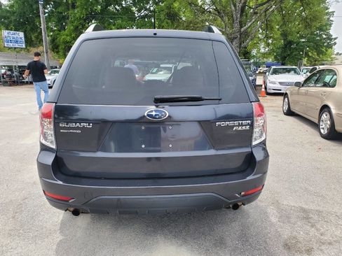 Used 2012 Subaru Forester 2.5X Premium w/ All-Weather Pkg image 6