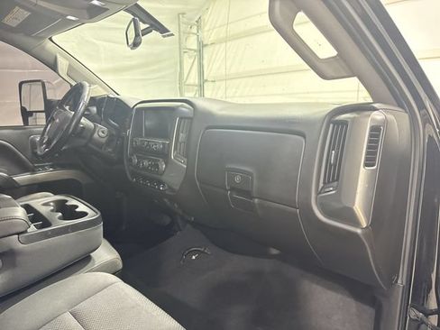 Used 2019 Chevrolet Silverado 2500 LT AWD/4WD image 27