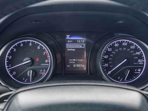 Used 2023 Toyota Camry SE image 21