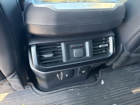 Used 2025 Ford F150 Raptor image 41