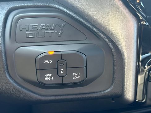 Used 2026 RAM 2500 Big Horn AWD/4WD image 14