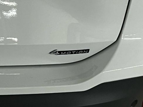 New 2026 Volkswagen Tiguan SE AWD/4WD image 35
