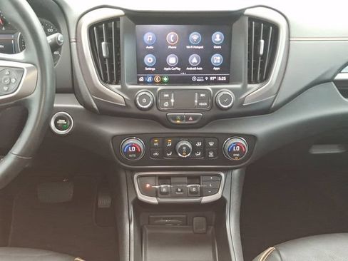 Used 2024 GMC Terrain AT4 w/ Tech Package AWD/4WD image 4