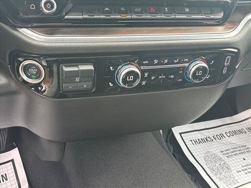 Certified 2025 GMC Sierra 1500 SLT AWD/4WD image 15