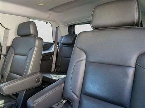 Used 2020 Chevrolet Tahoe LT image 15