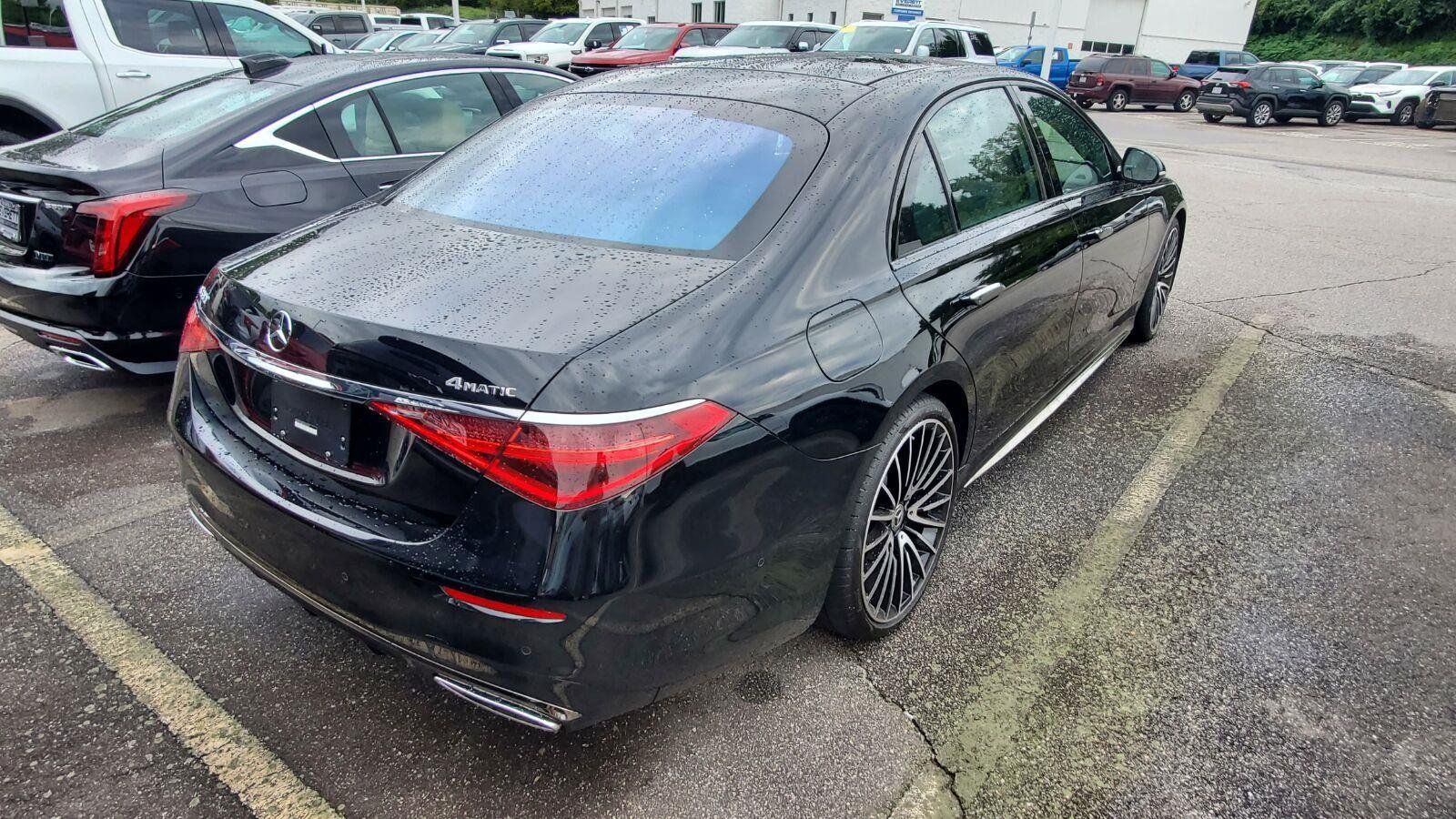 Used 2024 Mercedes-Benz S 580 4MATIC Sedan image 9