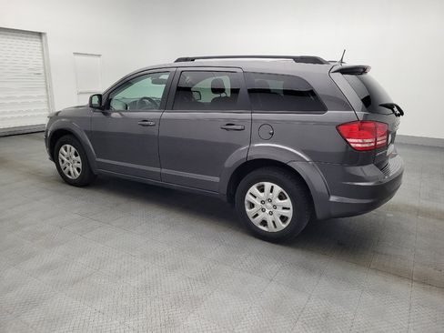 Used 2019 Dodge Journey SE image 3