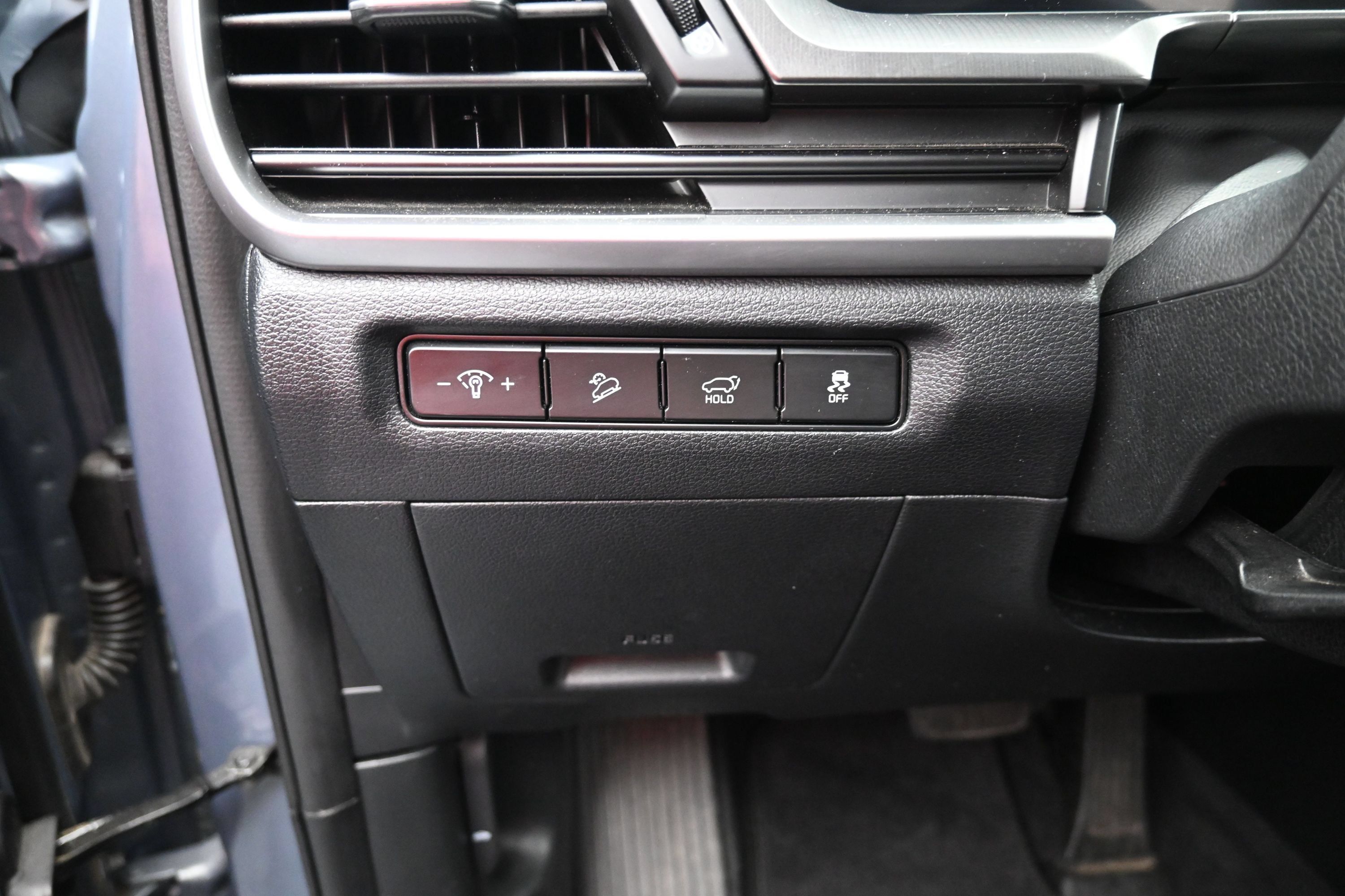 Used 2025 Kia Telluride S FWD image 17