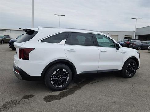 New 2026 Kia Sorento S w/ S Panoramic Sunroof Package image 2