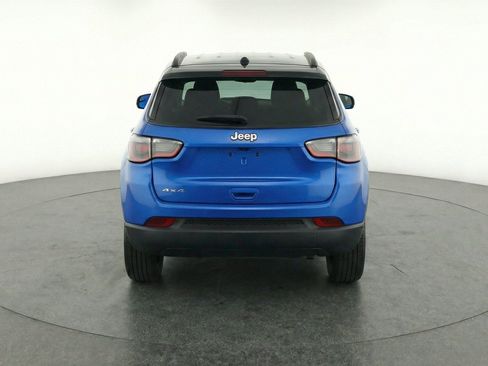 Used 2025 Jeep Compass Limited AWD/4WD image 7