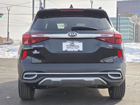 Used 2021 Kia Seltos EX image 25