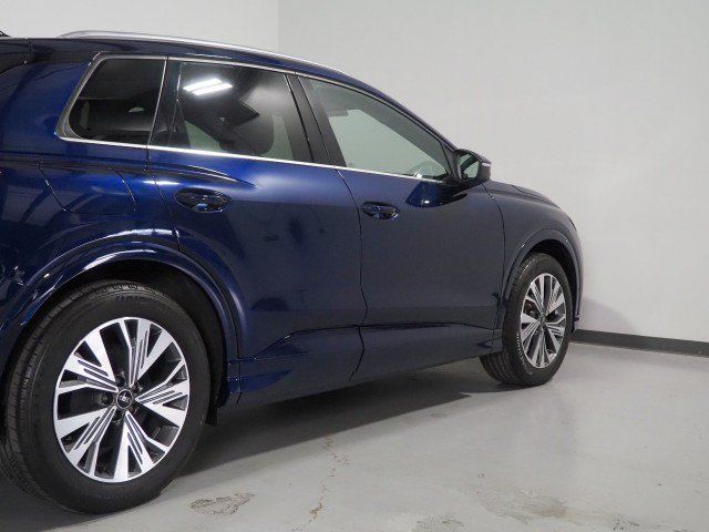 Used 2023 Audi Q4 e-tron Premium Plus w/ Premium Plus RWD image 51