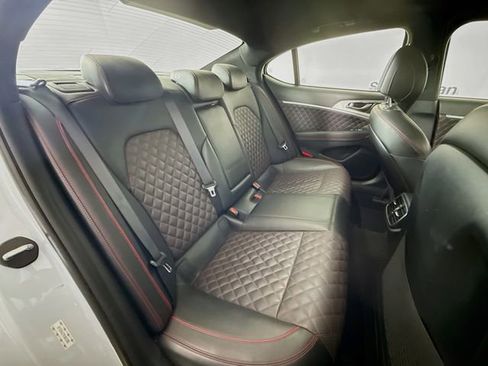 Used 2019 Genesis G70 3.3T Advanced w/ Sport Package image 28