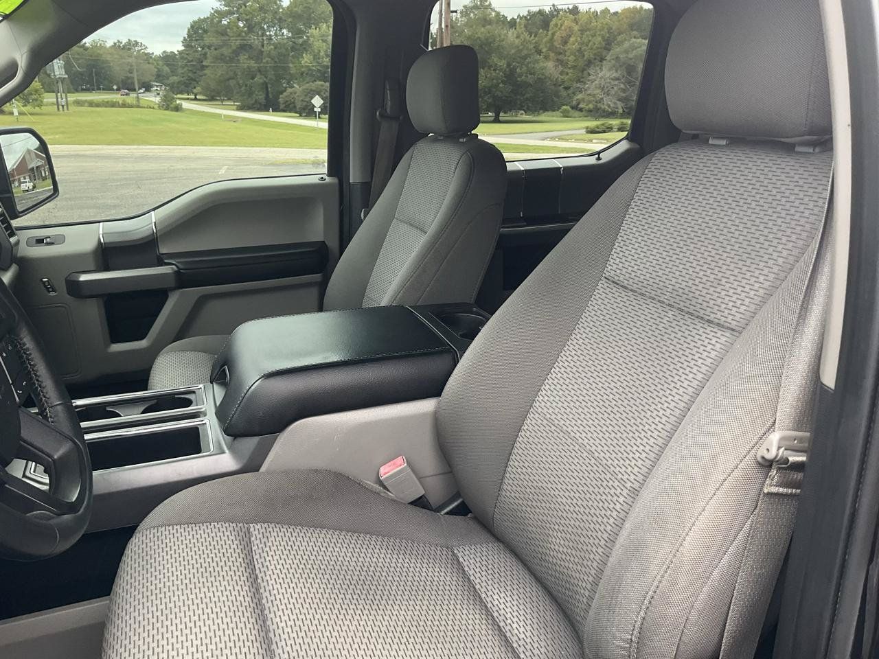 Used 2020 Ford F150 XLT w/ Equipment Group 302A Luxury AWD/4WD image 18