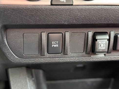 Used 2023 Toyota Tacoma SR5 image 17