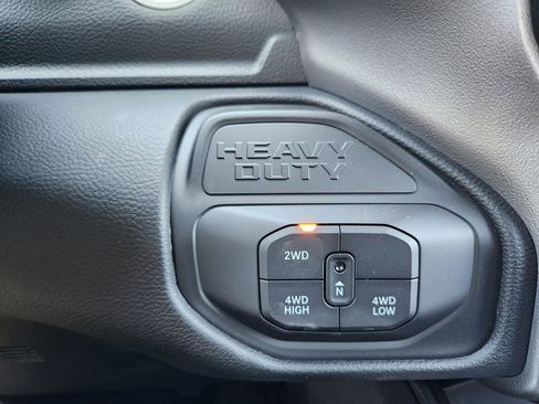 New 2026 RAM 2500 Big Horn AWD/4WD image 24
