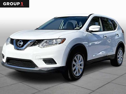 Used 2015 Nissan Rogue S image 1