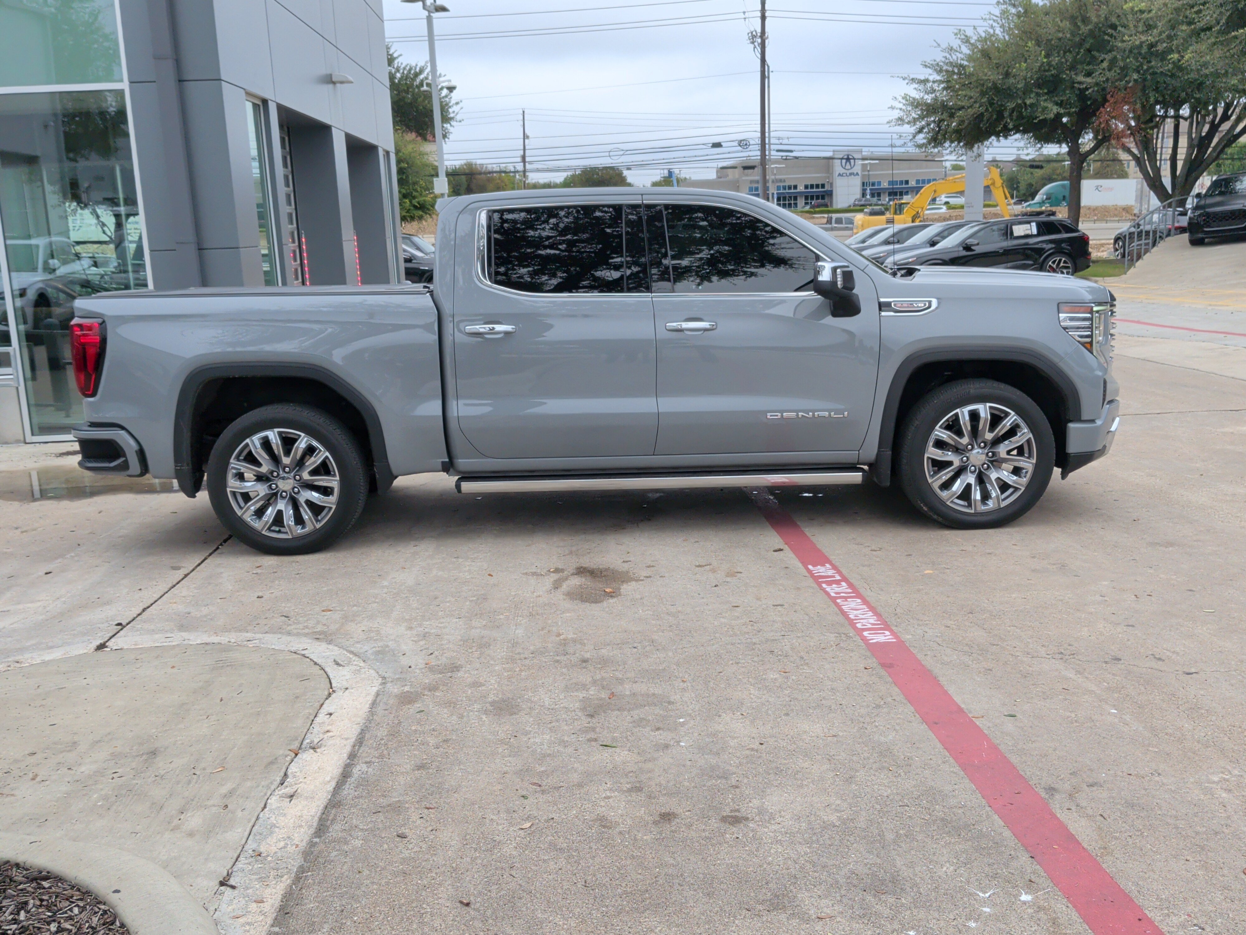 Used 2024 GMC Sierra 1500 Denali w/ Denali Reserve Package AWD/4WD image 11