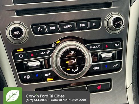 Used 2017 Lincoln MKZ Premiere image 9