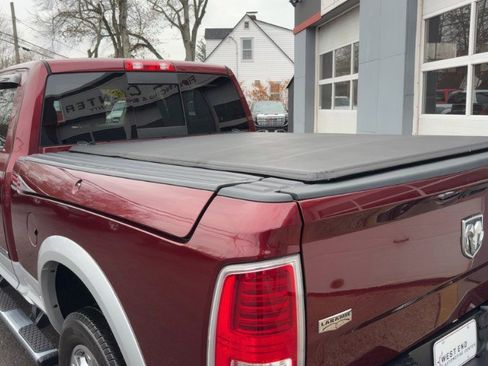 Used 2017 RAM 2500 Laramie w/ Convenience Group image 9